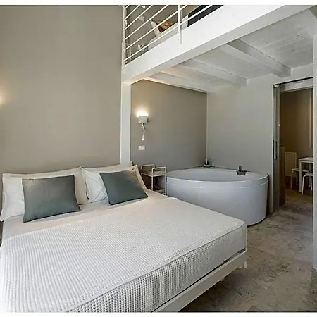 Hotel Ada Comfortable
