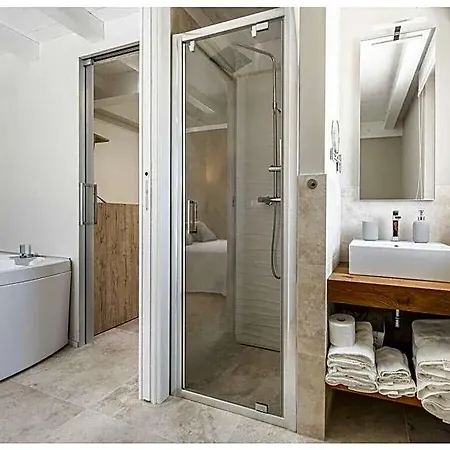 Hotel Ada Comfortable 3*
