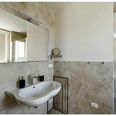 Hotel Ada Comfortable 3*